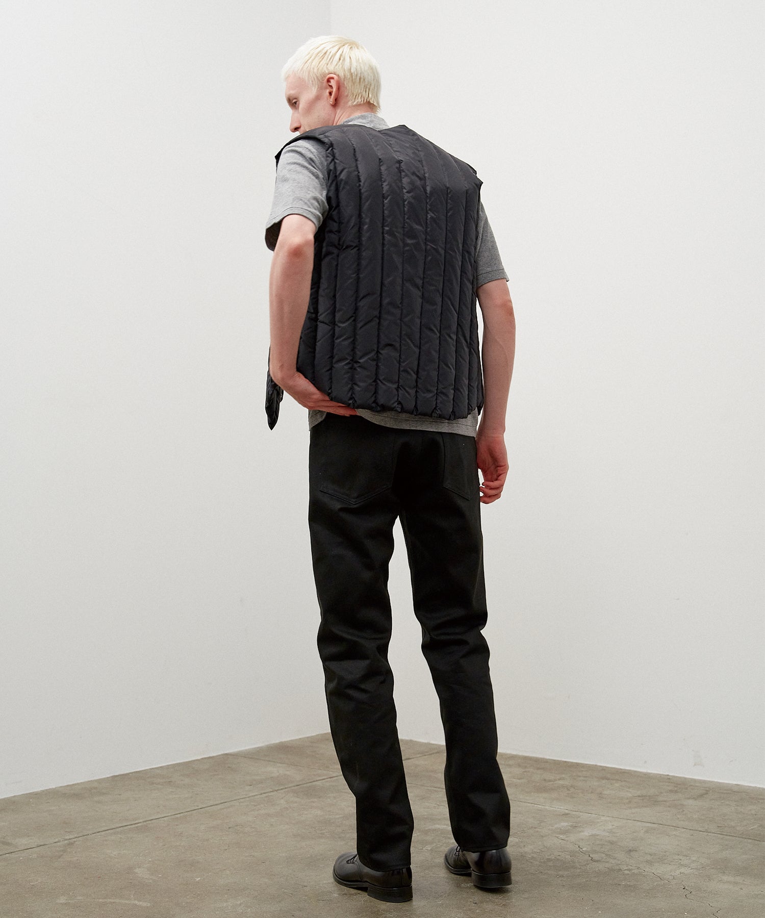 [50th Anniv.] [6M] Six Month Vest